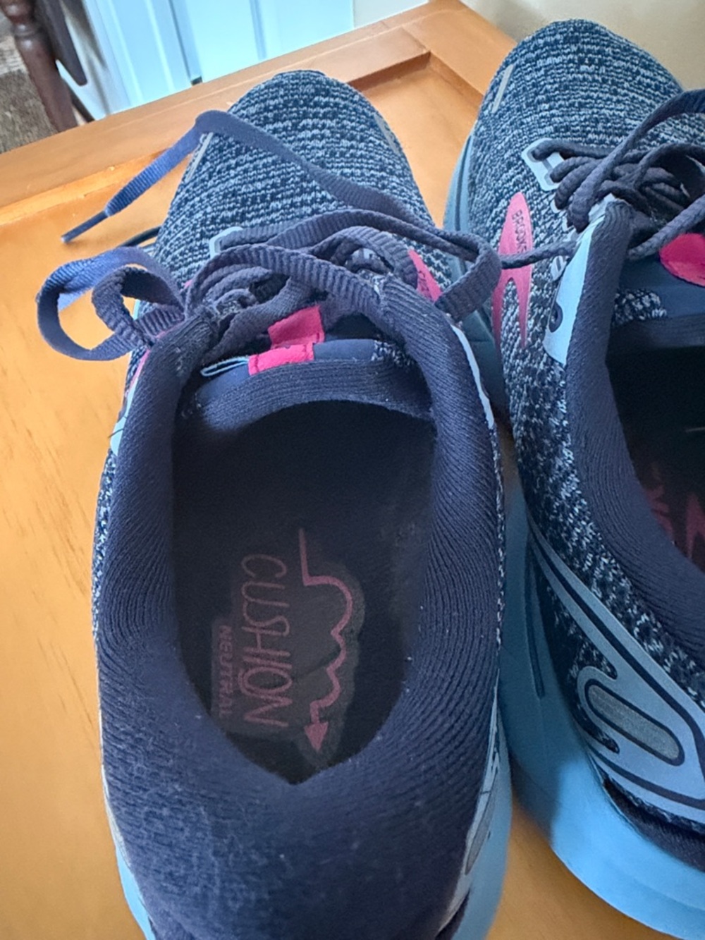 Brooks Ghost 14 Running Shoes. Worn Twice. Excellent Condition! - Picture 8 of 10